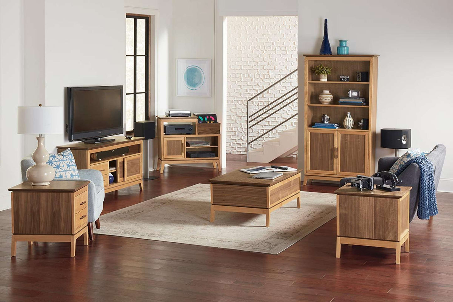 Addison Lift-Top Coffee Table - Whittier Wood