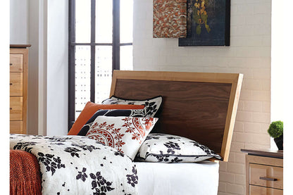 Addison Adjustable Headboard Platform Bed - Whittier Wood
