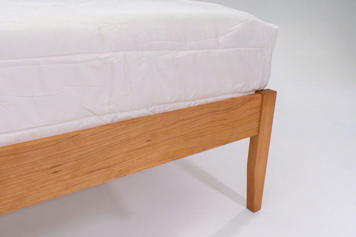 Basic Platform Bed - Solid Cherry Wood – Comfort Pure
