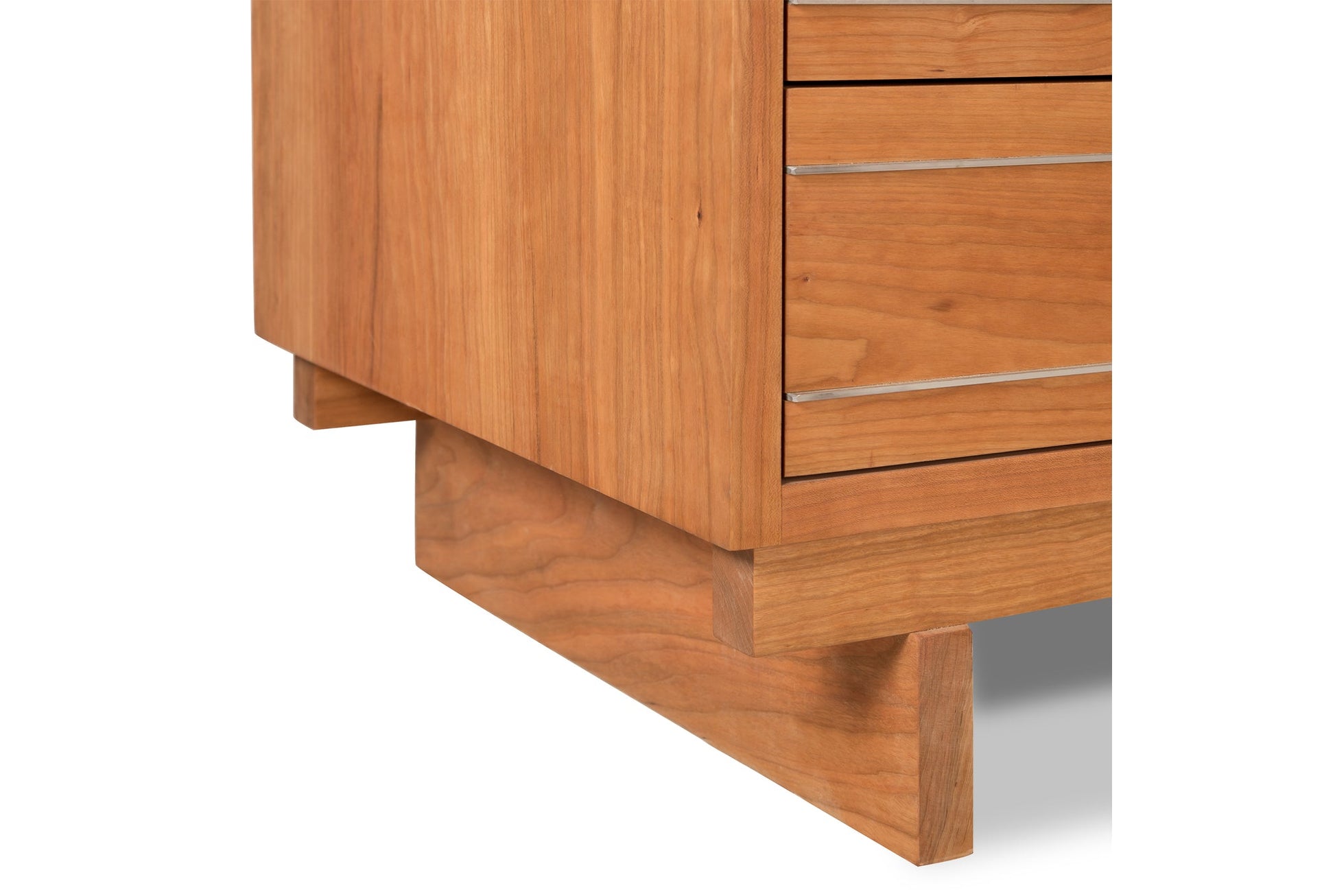 Contemporary Cable 3-Drawer Chest