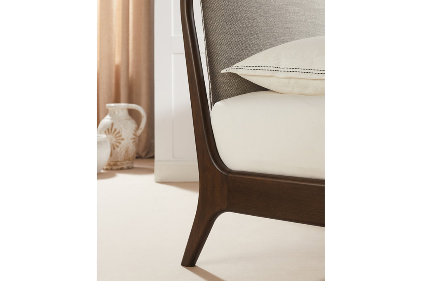 Catalina Platform Bed