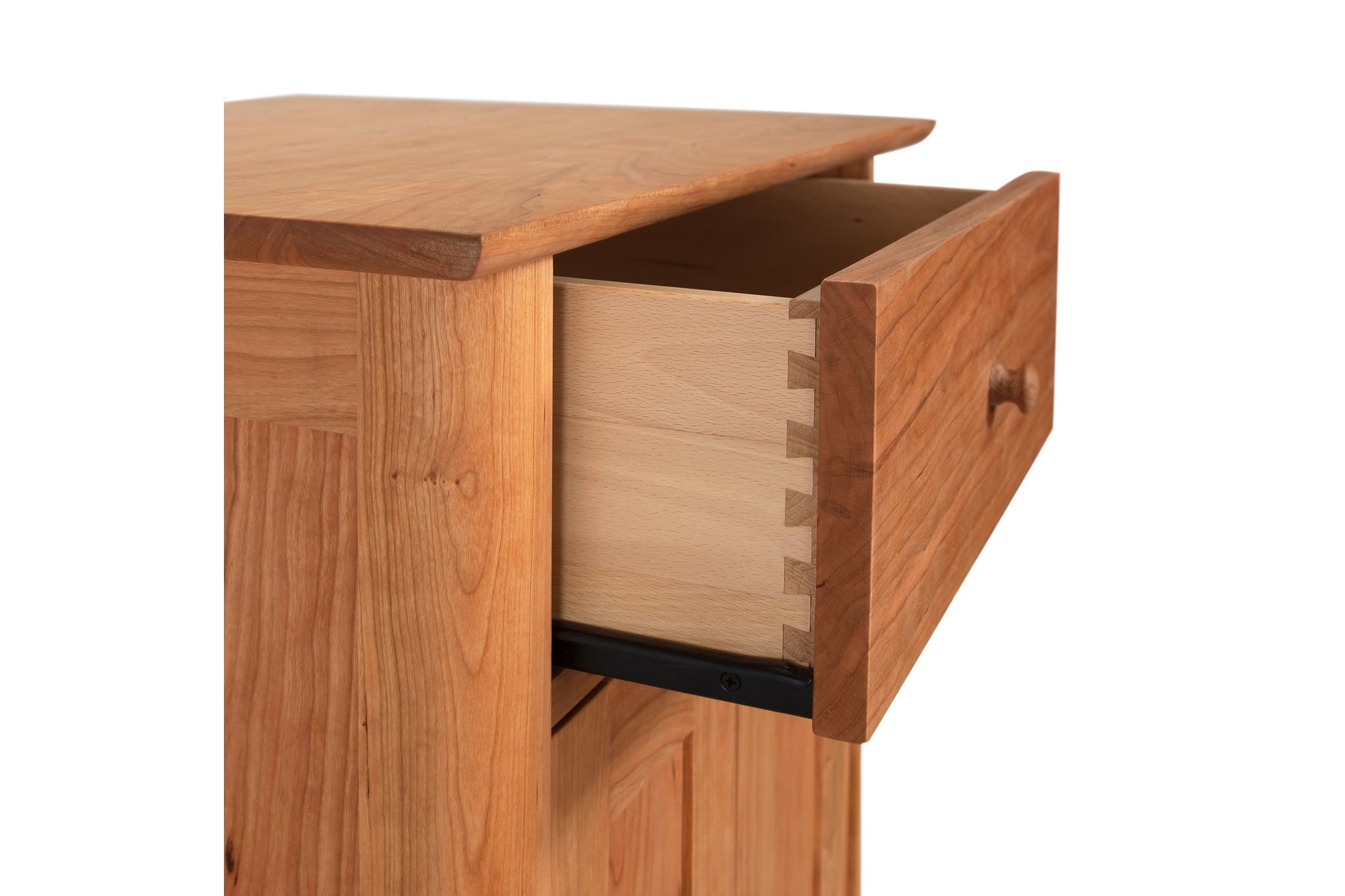 Heartwood Shaker Short Storage Chest