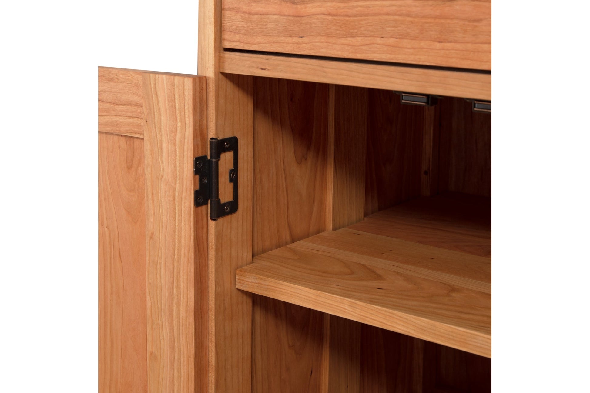 Heartwood Shaker Short Storage Chest