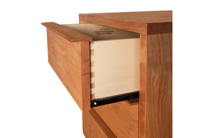 Kipling 3-Drawer Nightstand - Comfort Pure