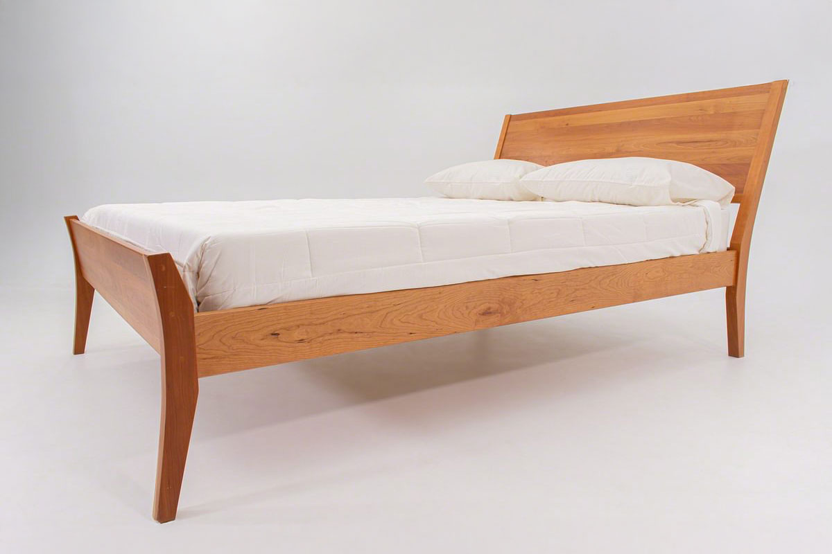 Monarch Platform Bed