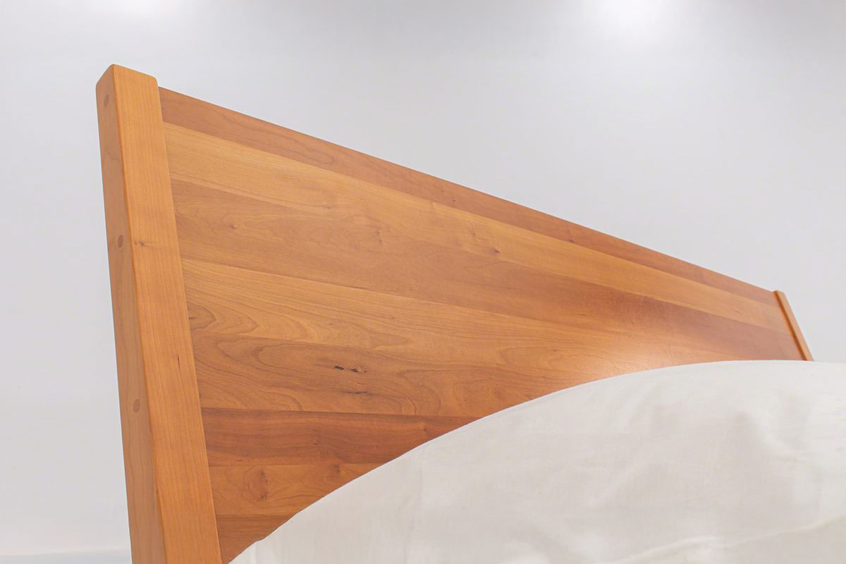 Monarch Platform Bed