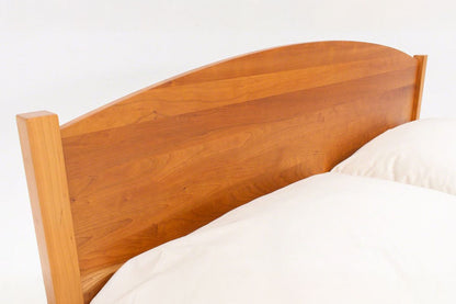 Moondance Platform Bed