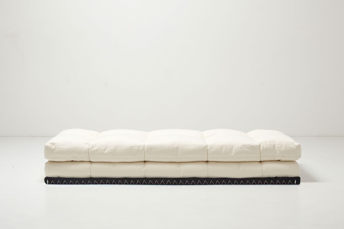 Floor bed with tatami mats